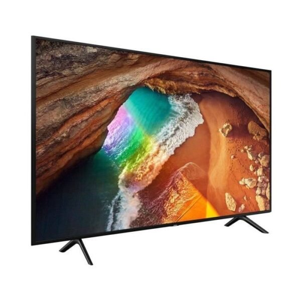 Téléviseur Samsung QLED 82" 4K UHD Smart TV HDR10+ Quantum Dot – 4 x HDMI – Bluetooth – Wi-Fi – Image 2